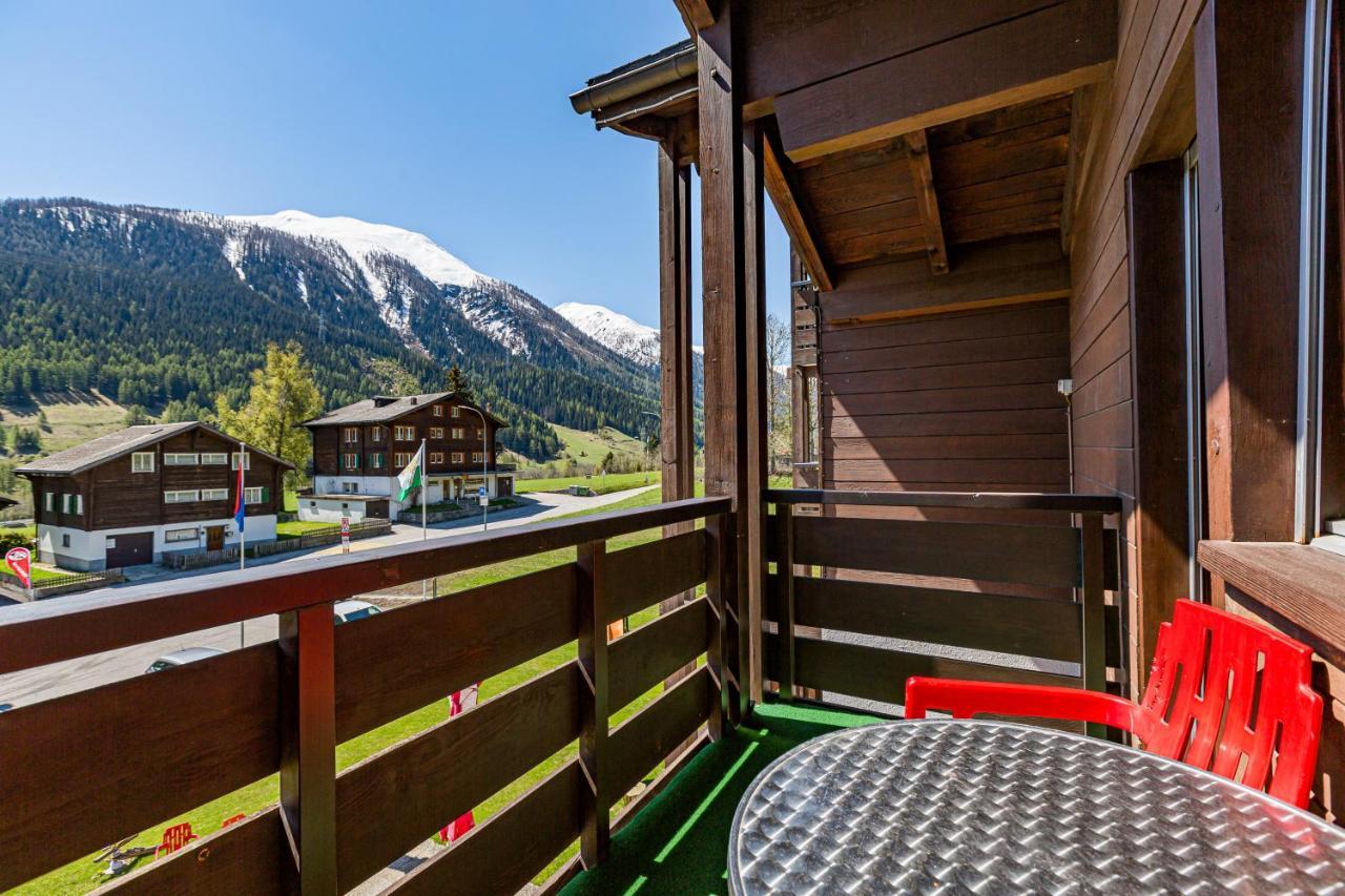 Hotel Blinnenhorn Reckingen Exteriör bild